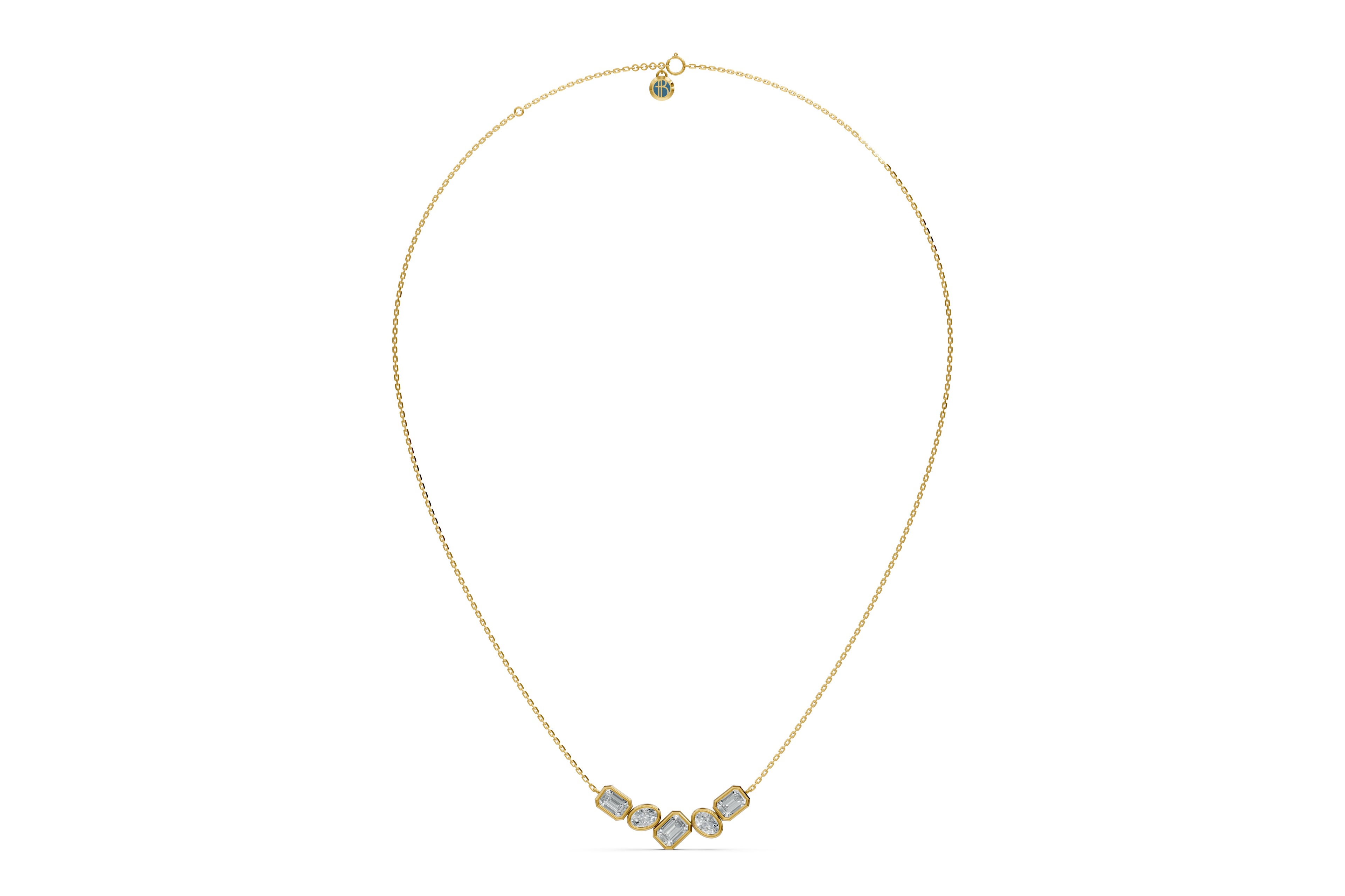 Stella Pendant Necklace