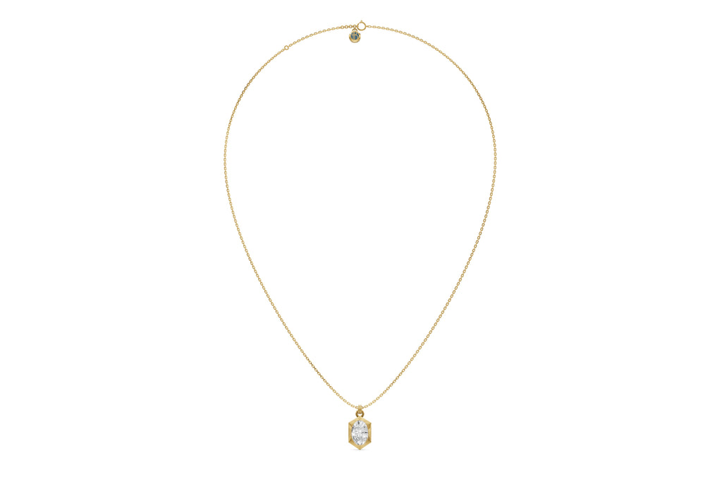 Svarit Oval Diamond Pendant