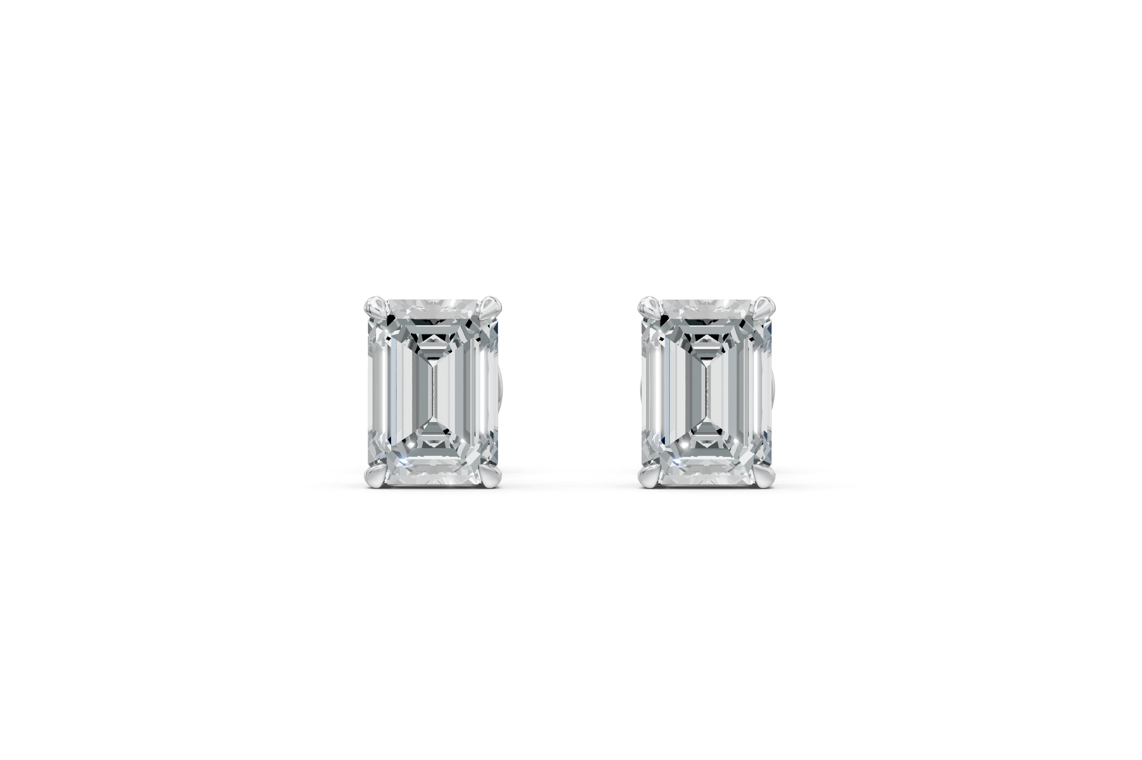 Spark Emerald Stud Earings