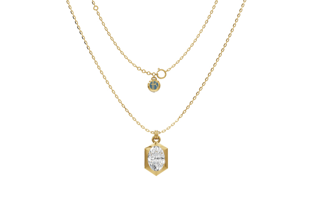 Svarit Oval Diamond Pendant